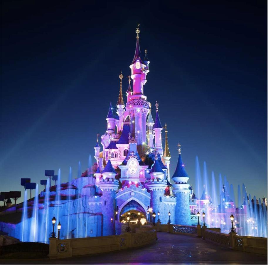 Disneyland-Paris 4 Pers, Parking, Wifi, Chessy Kültér fotó